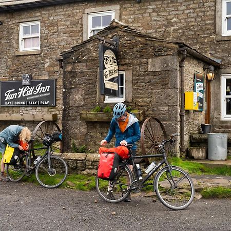 The Tan Hill Inn Keld 外观 照片