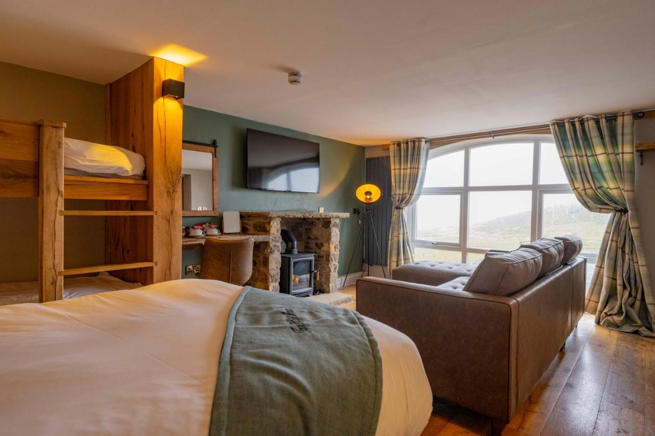 The Tan Hill Inn Keld 外观 照片