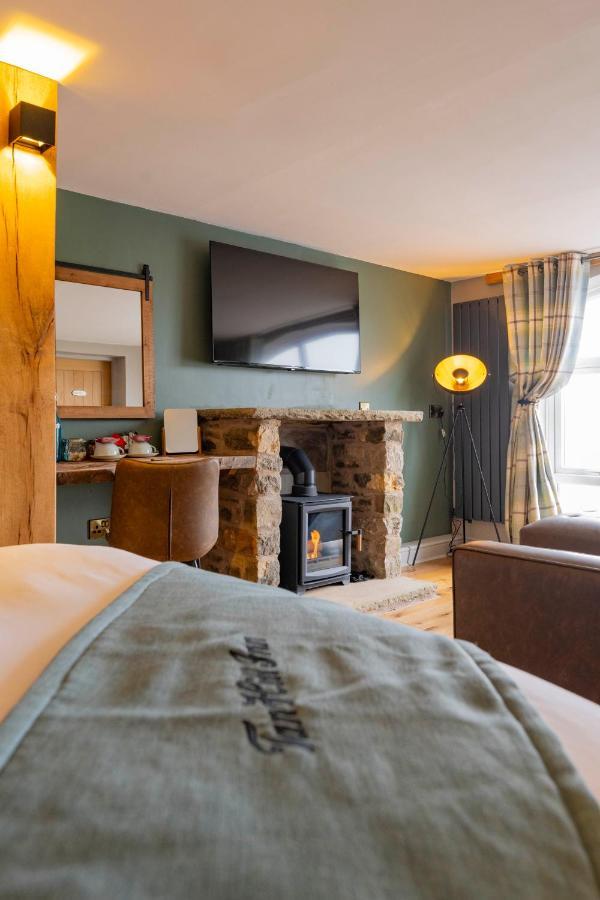 The Tan Hill Inn Keld 外观 照片