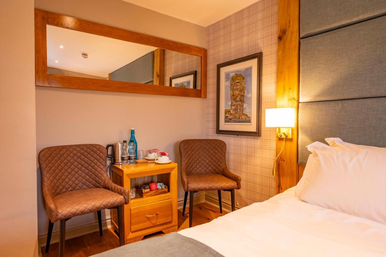 The Tan Hill Inn Keld 外观 照片