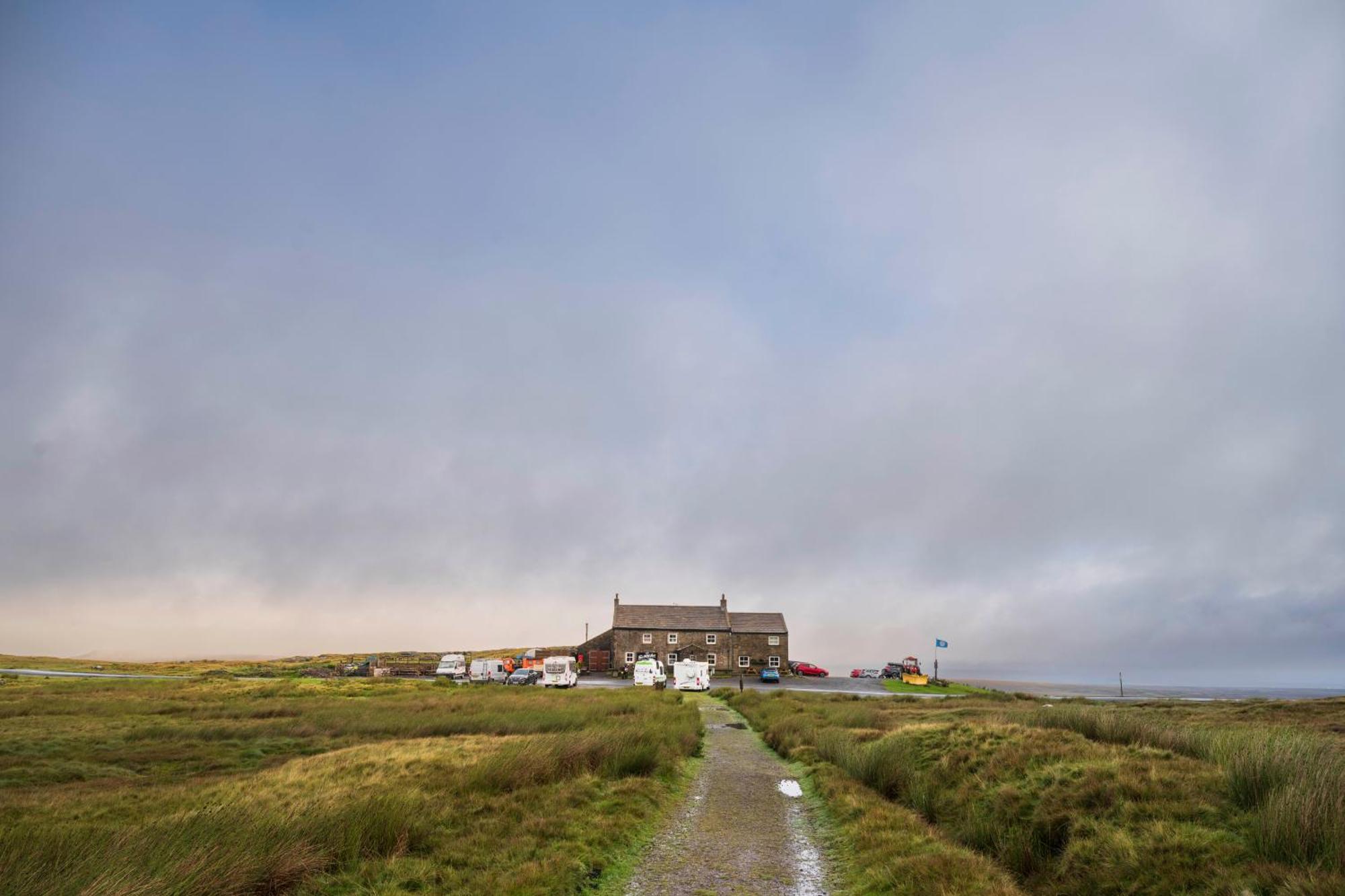 The Tan Hill Inn Keld 外观 照片