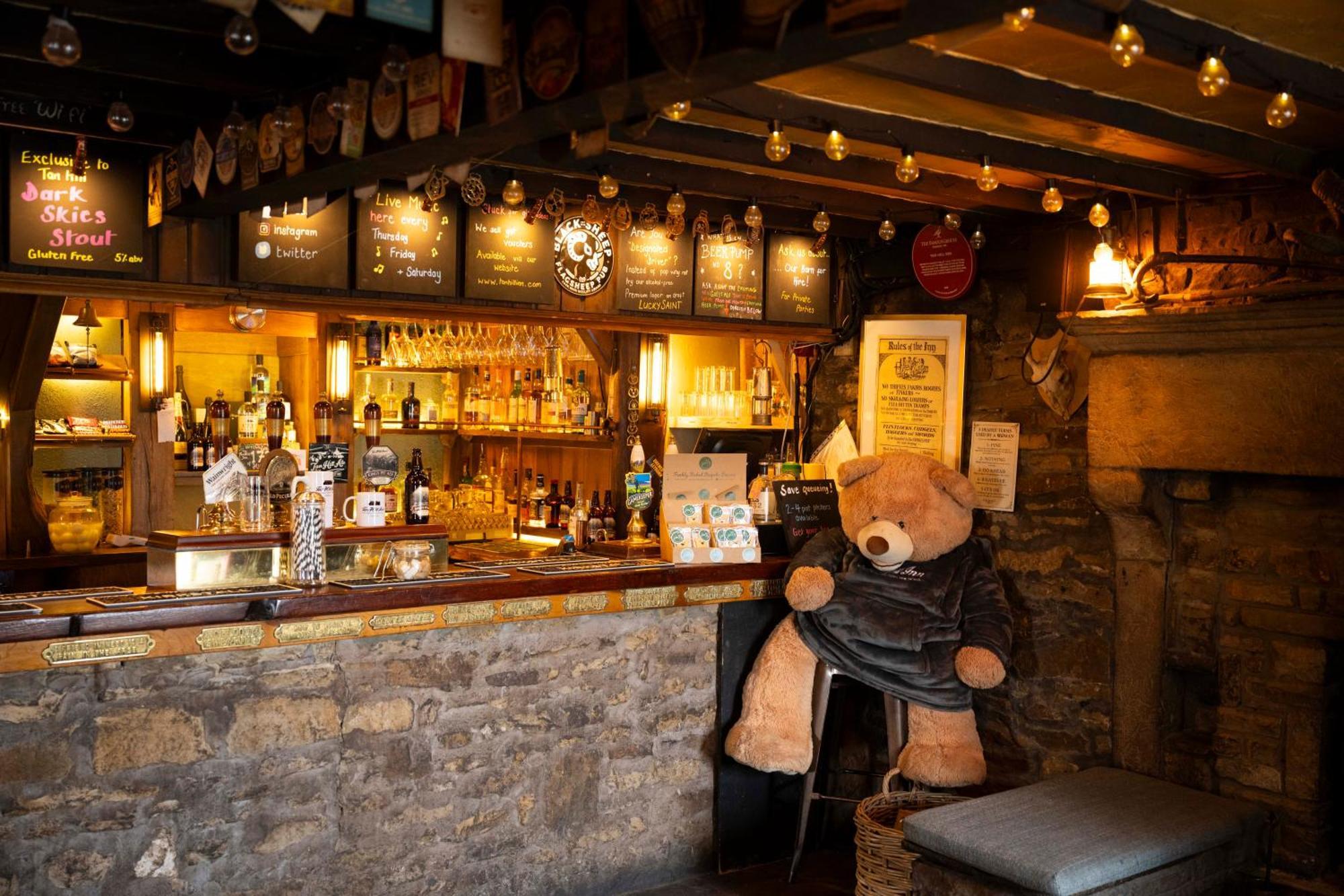 The Tan Hill Inn Keld 外观 照片