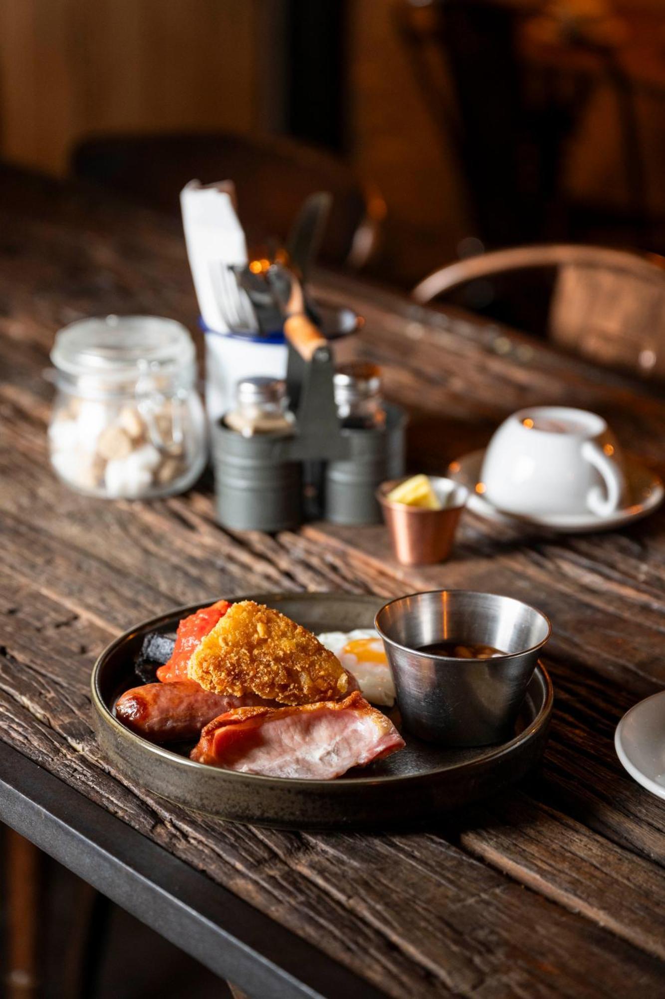 The Tan Hill Inn Keld 外观 照片