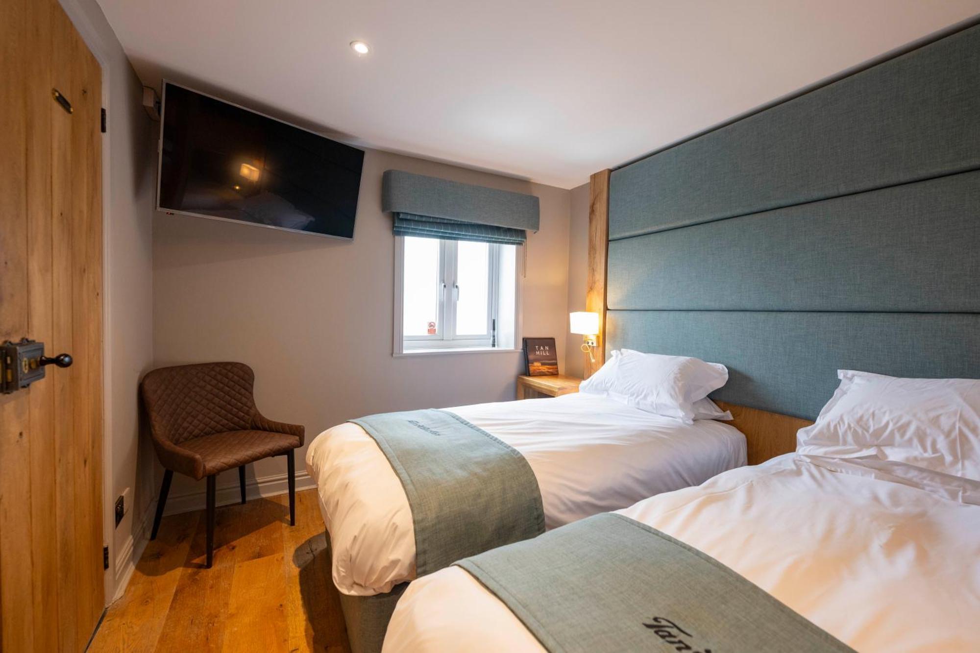 The Tan Hill Inn Keld 外观 照片